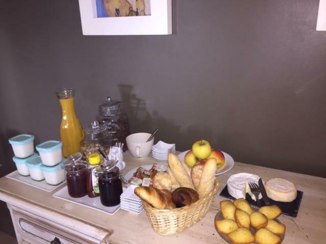 La Corbonniere Bed and Breakfast Geneslay Eksteriør billede